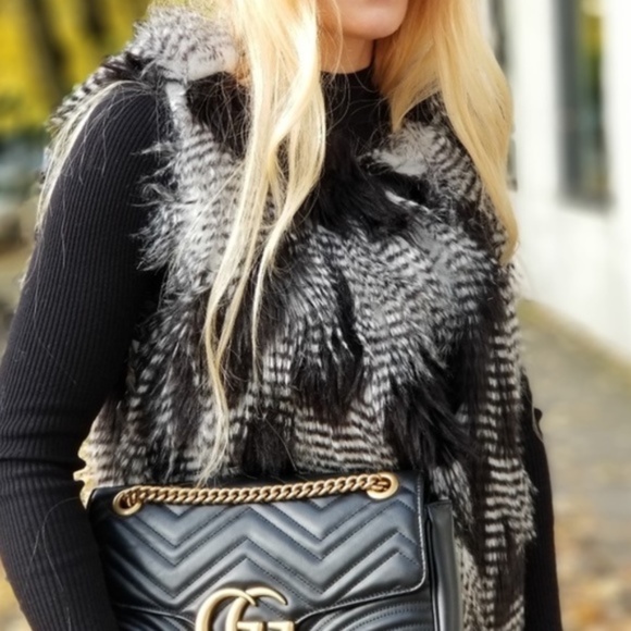 Soft Faux Fur Vest - Black - Picture 3 of 4